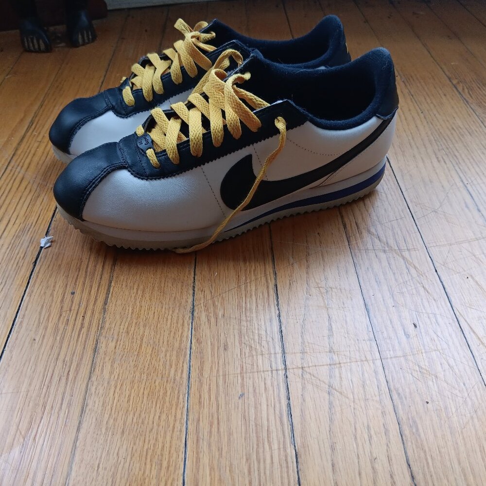 Nike Cortez Basic Leather 'White Black Amarillo' Size 8 (41) Used
